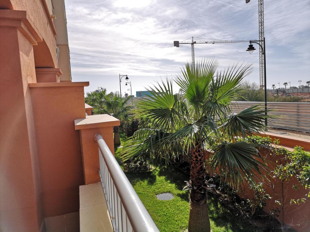 Precioso Apartamento Planta Baja Junto A La Playa อิสลากาเนรา ภายนอก รูปภาพ
